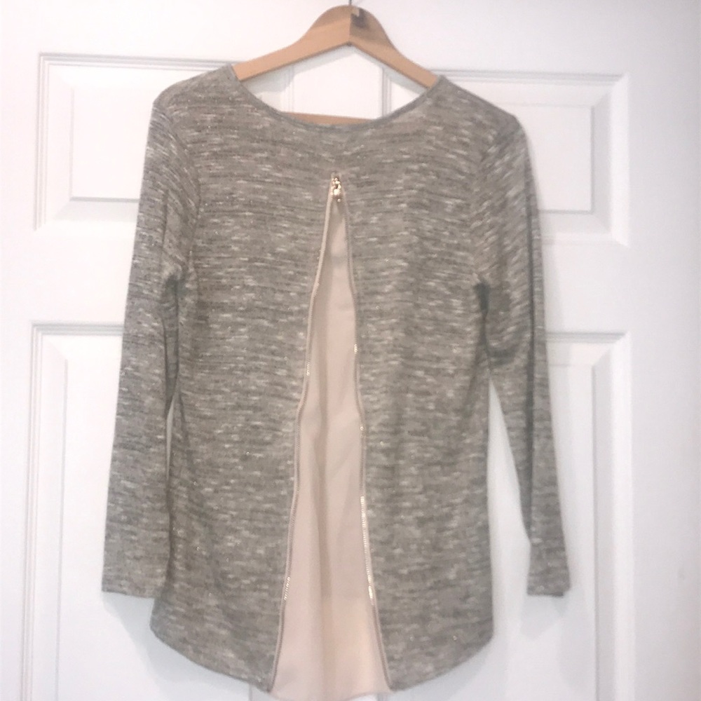 Cha Cha Vente PM Silver Knit w/ Back Zipper
